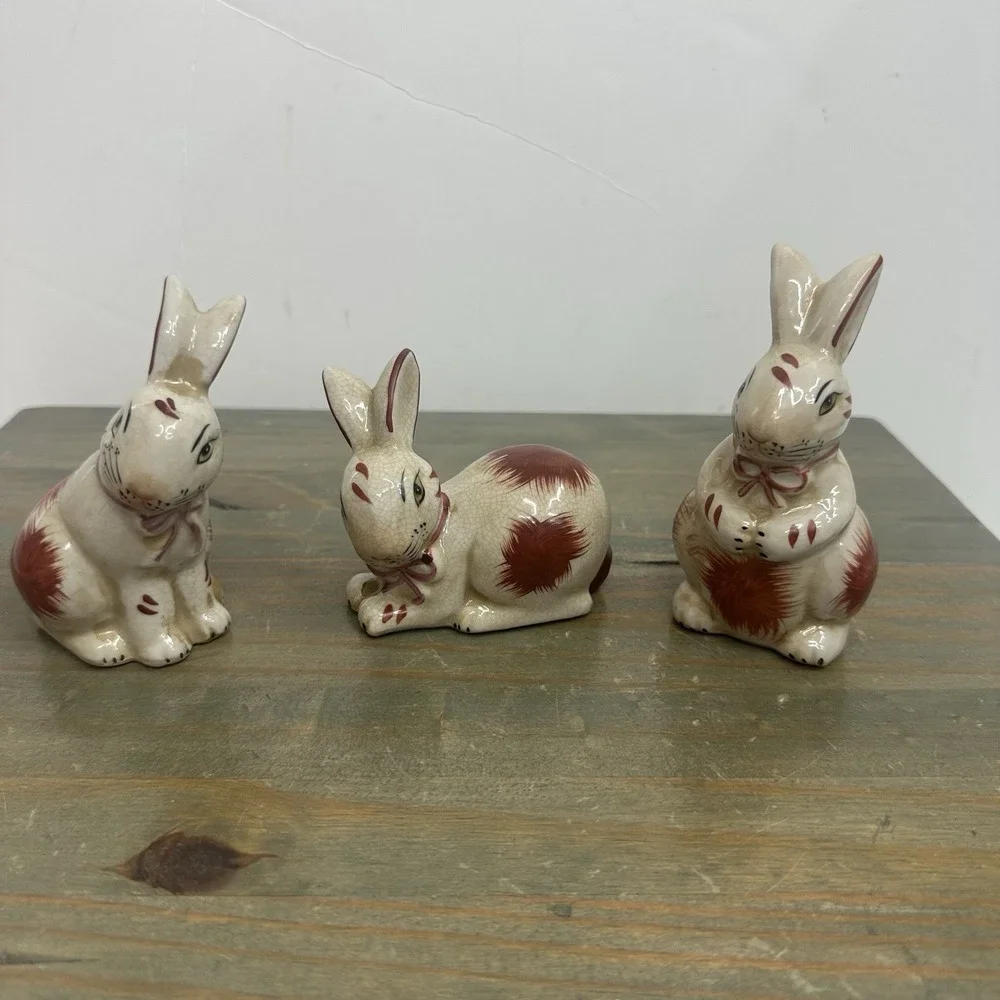 Lot Of 3 Staffordshire Style Bunny Rabbit Small Porcelain Figurine 3-4